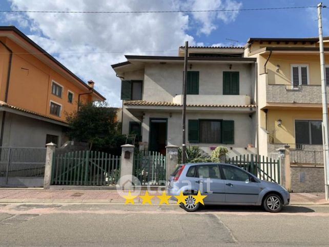 Appartamento in residenziale in Via Dante Alighieri