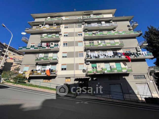 Appartamento in residenziale in Via E. Tricomi 5