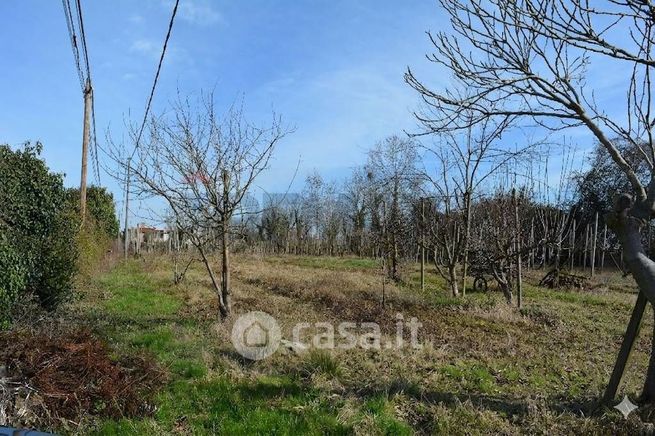 Terreno agricolo in commerciale in Via Don Luigi Orione