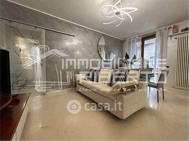 Appartamento in residenziale in Via Montello 7