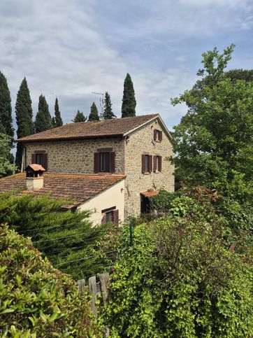 Casa indipendente in residenziale in Borgonuovo