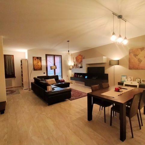 Villetta a schiera in residenziale in Via del Donatore