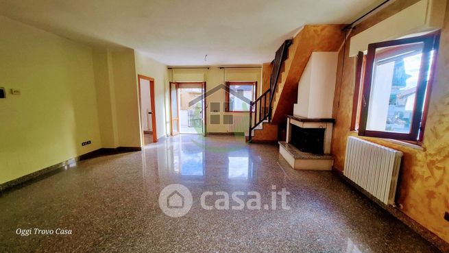 Appartamento in residenziale in Via Emidio Luzi 79