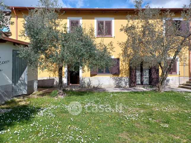 Casa indipendente in residenziale in Via Brecciose