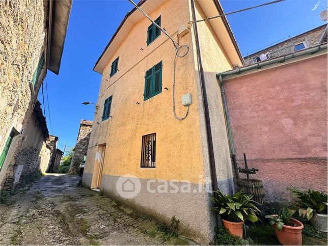 Casa indipendente in residenziale in Via Attilio Ventimiglia 17