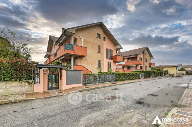 Appartamento in residenziale in Via Sant'Ambrogio 6