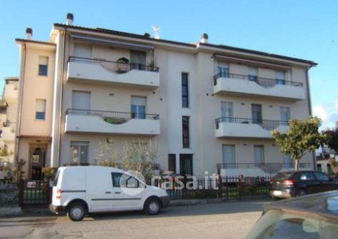 Appartamento in residenziale in Via Giulio Pastore