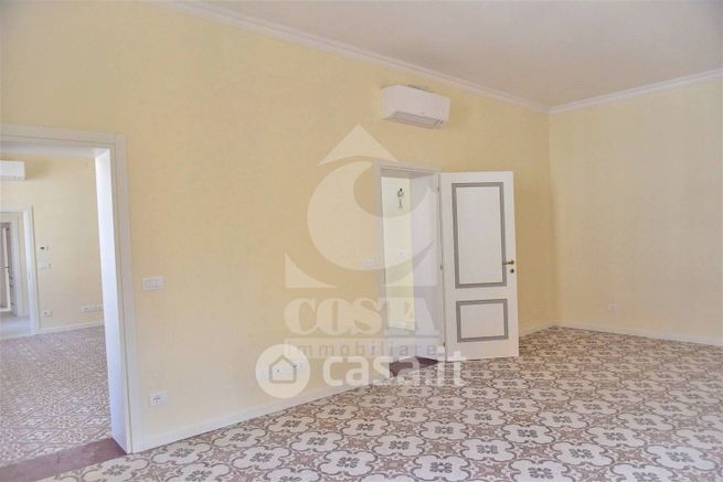 Attico/mansarda in residenziale in Piazza Minghetti