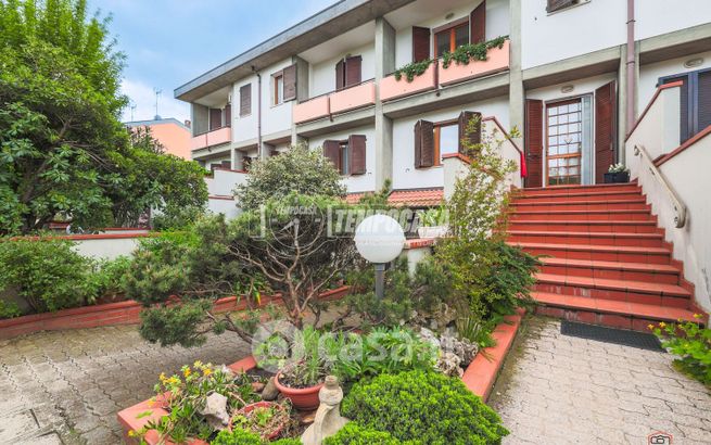 Villetta a schiera in residenziale in 