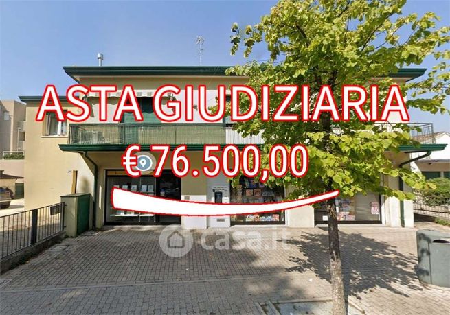 Appartamento in residenziale in Via Altinia 111