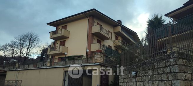 Appartamento in residenziale in Via Saverio Crisci