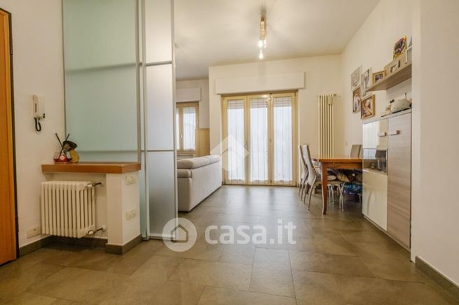 Appartamento in residenziale in Via Buratti 11