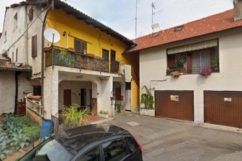 Appartamento in residenziale in Via Ai Prati 5 a