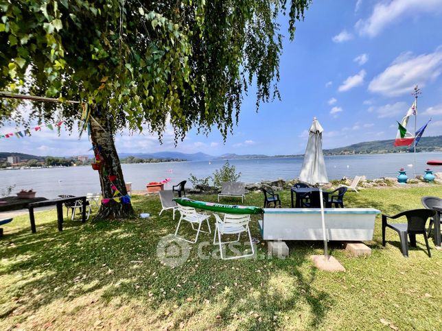 Villetta a schiera in residenziale in Viale Ticino 13