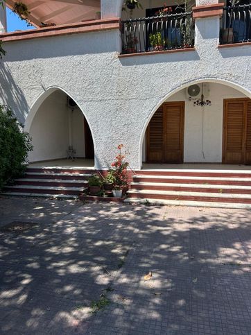 Appartamento in residenziale in Viale dei Fiori