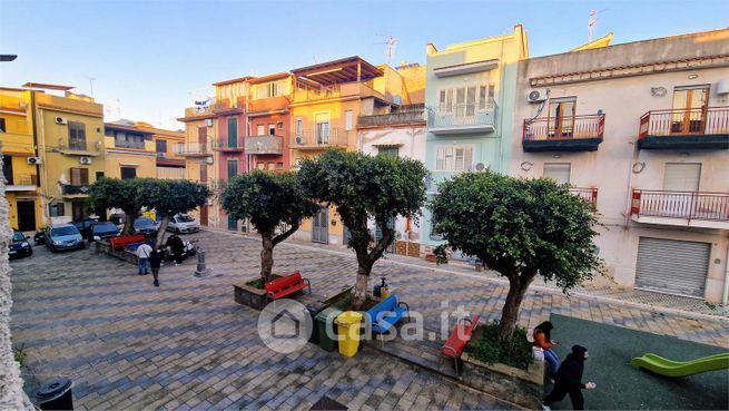 Casa indipendente in residenziale in Piazza 21 Aprile