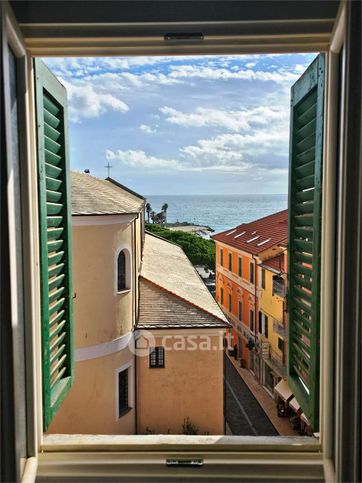 Appartamento in residenziale in Via Genova 67