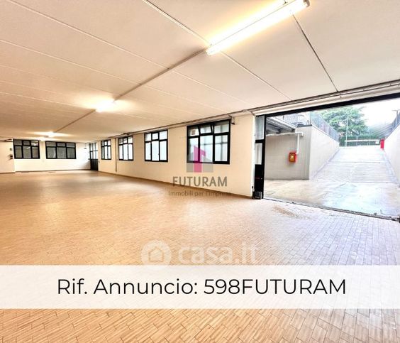Capannone in commerciale in Via Postumia di Ponente