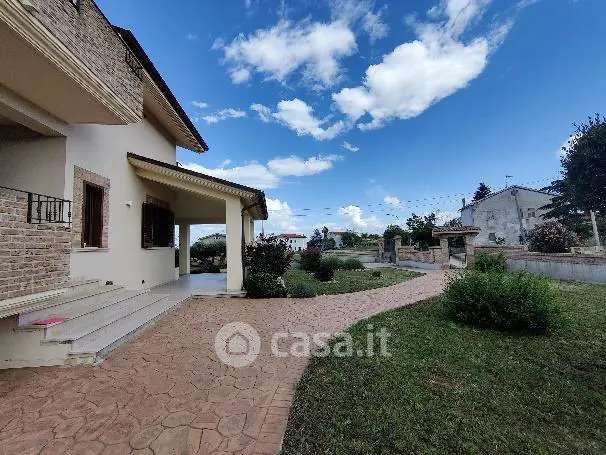 Villa in residenziale in Contrada da Piano Croce