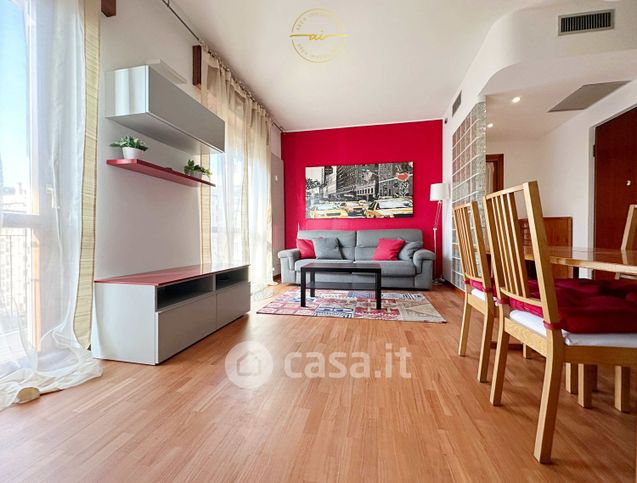 Appartamento in residenziale in Via Voghera 11