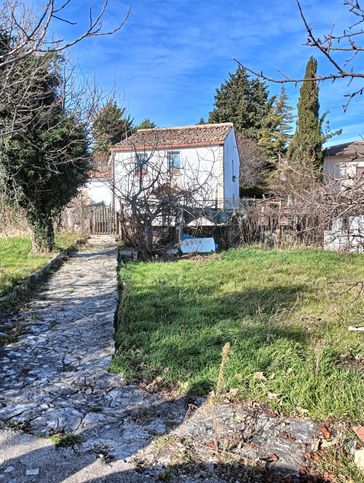 Casa bi/trifamiliare in residenziale in Contrada San Giovanni dei Gelsi