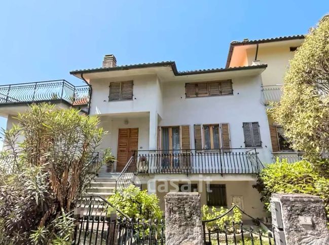 Villetta a schiera in residenziale in Via Ciavattini 5