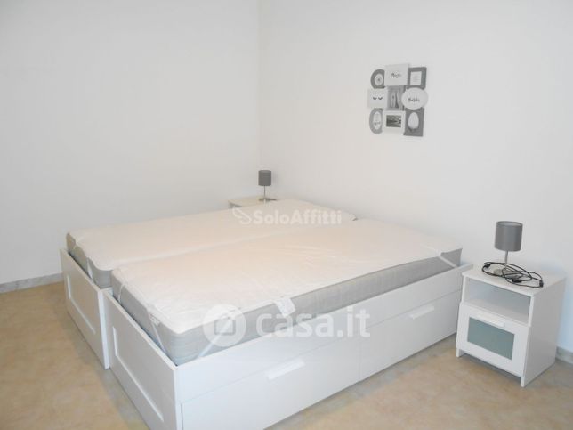 Appartamento in residenziale in Via Langosco 26