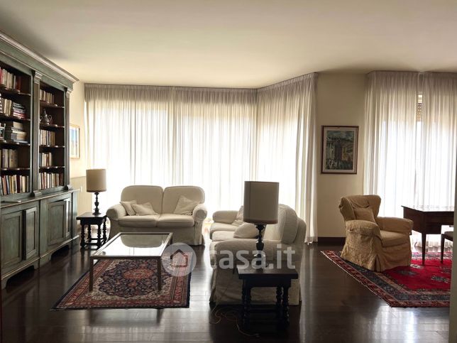 Appartamento in residenziale in Via Pier Capponi