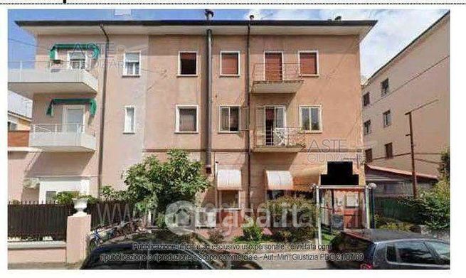 Appartamento in residenziale in Viale Spolverini 95