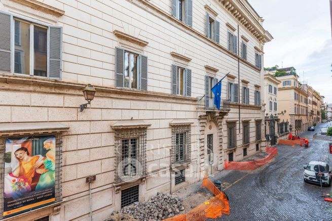 Appartamento in residenziale in Via Giulia