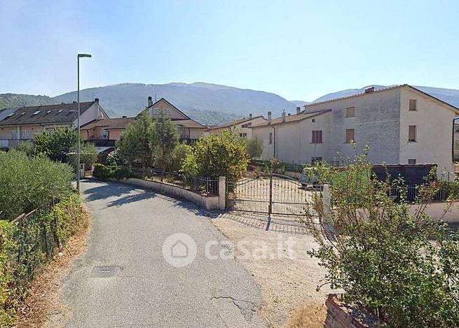 Appartamento in residenziale in Via Monte Conero 10