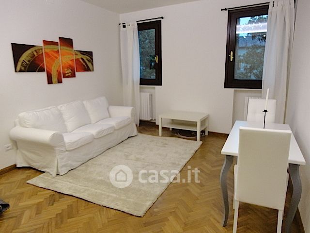 Appartamento in residenziale in Piazza Petrarca