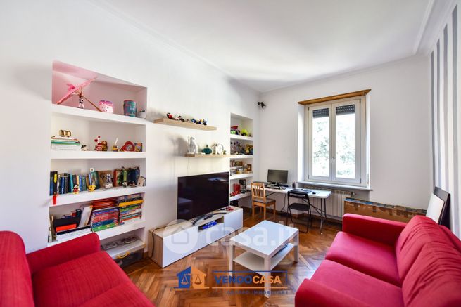 Appartamento in residenziale in Via Giacinto Carena 3 bis