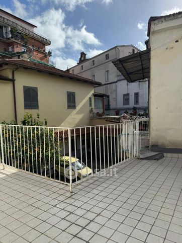Ufficio in commerciale in Corso Campano