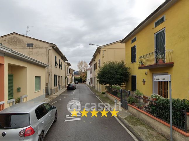 Appartamento in residenziale in Via F. Martini