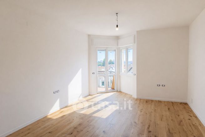 Appartamento in residenziale in Via Amatore Sciesa
