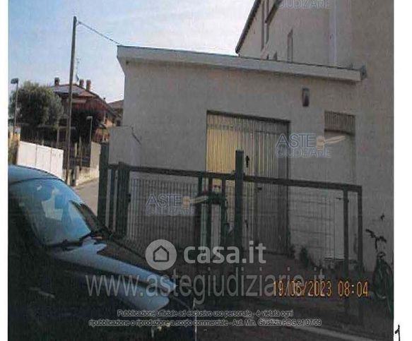 Garage/posto auto in residenziale in Via Stazione