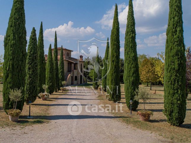 Rustico/casale in residenziale in 