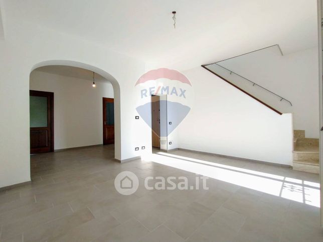 Appartamento in residenziale in Via Egeria 13