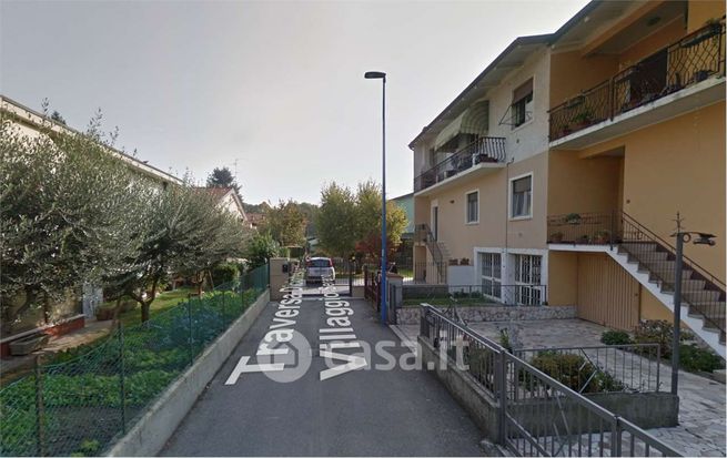 Appartamento in residenziale in Traversa Diciottesima Villaggio Sereno 23