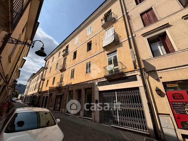 Appartamento in residenziale in Via Pasubio 72