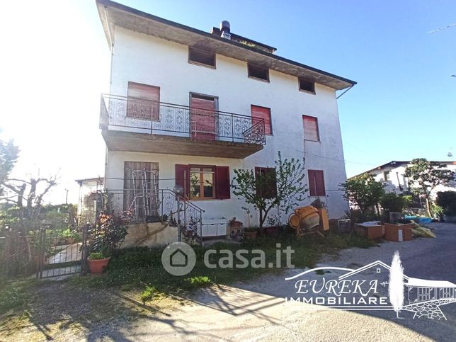 Casa indipendente in residenziale in Via della Liberta'