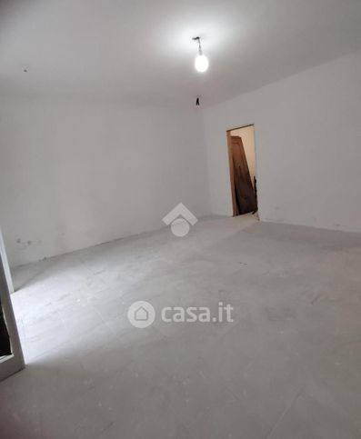 Ufficio in commerciale in Corso VI Aprile 389