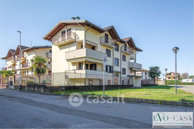 Appartamento in residenziale in Via P. F. Calvi 8