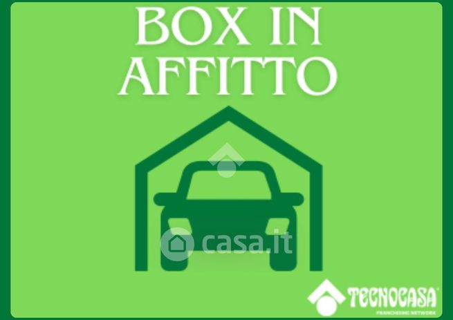 Box/posto auto in residenziale in Via Giuseppe Rosati 41