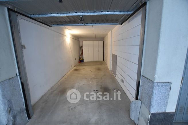 Box/posto auto in residenziale in Via Mentana