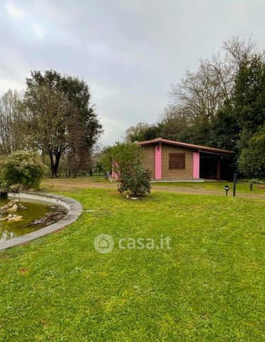 Villa in residenziale in Via dei Quadri
