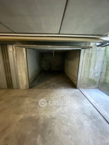 Box/posto auto in residenziale in Viale Riccardo e Pietro Barilla