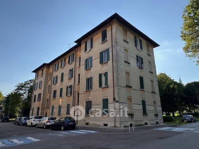 Appartamento in residenziale in Via Marche 43