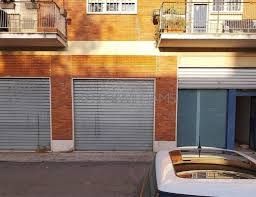 Ufficio in commerciale in Via Saragozza 1